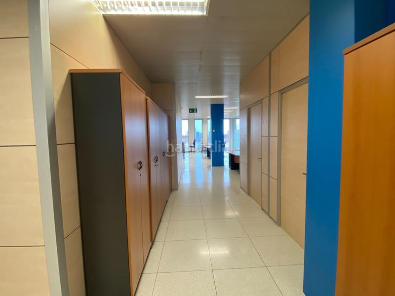 Foto 7cb0067d-858c-4f85-af38-a39af346b809. Miete büro mit heizung in Santa Eulàlia Hospitalet de Llobregat (L´)