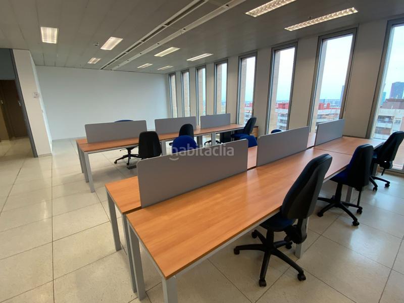 Foto 4e093888-5e7a-467c-860b-48d5aa46ec10. Rent office space with heating in Santa Eulàlia Hospitalet de Llobregat (L´)