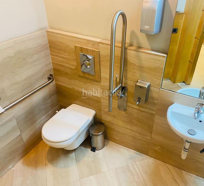 Foto d343cbd1-4c61-453f-a3c6-cff79296e614. Location bureau avec chauffage dans Dreta de l´Eixample Barcelona