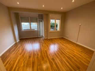 Location Appartement à Barri de les Corts. Piso reformado, no amueblado junto a el corte ingles de avenida