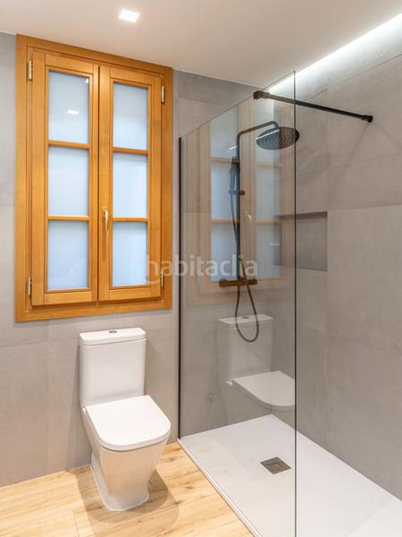 Foto 9213d502-d53b-434c-bd75-96e36401589d. Affitto appartamento con riscaldamento in Gòtic Barcelona