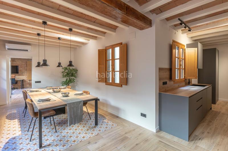 Foto 263fcbcc-9061-4cef-851b-d397ff38e78f. Lloguer pis amb calefacció a Gòtic Barcelona