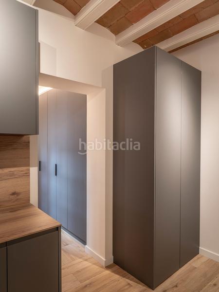 Foto e90a35e2-6c60-48b2-b1ea-ca3fd4442422. Lloguer pis amb calefacció a Gòtic Barcelona