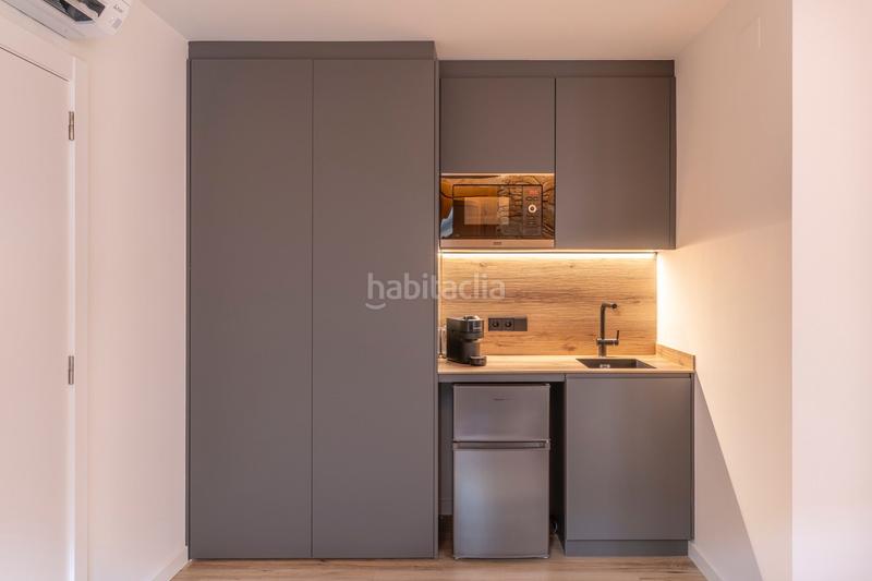 Foto 75efa617-2deb-4d08-bb2d-65013716c806. Rent flat with heating in Gòtic Barcelona