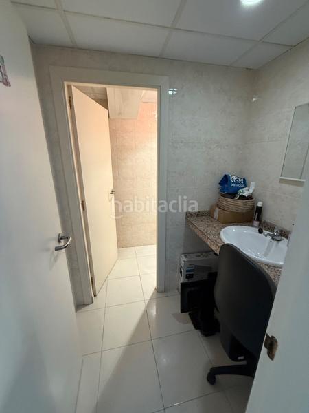 Foto b63ee4d3-c595-49e6-b6f6-1774c00a3efe. Location bureau dans El Remei Badalona