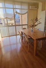 Miete Etagenwohnung  Vic. Preciso piso en el barrio de gracia, de 90 m2, amueblado con dos
