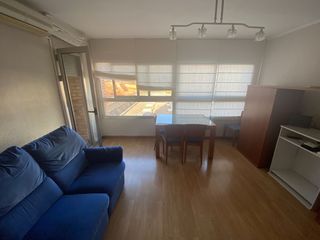 Pis  Jorda. Vivienda de 3 habitaciónes y baños completo con parquing en perf
