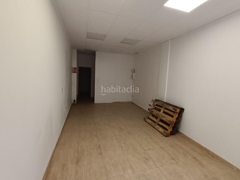 Foto 293b04cd-ced4-4770-9244-03fa410e5613. Alquiler local comercial local com. en alquiler jerónimo santa fé, 1 despacho. en Lorca