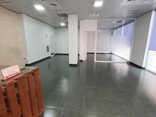 Miete Geschäftsraum in Aguilas. Local com. en alquiler en purias, 1 despacho.