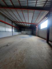 Lloguer Nau industrial a Torrecilla. Nave industrial en alquiler en pol. ind. los peñones.