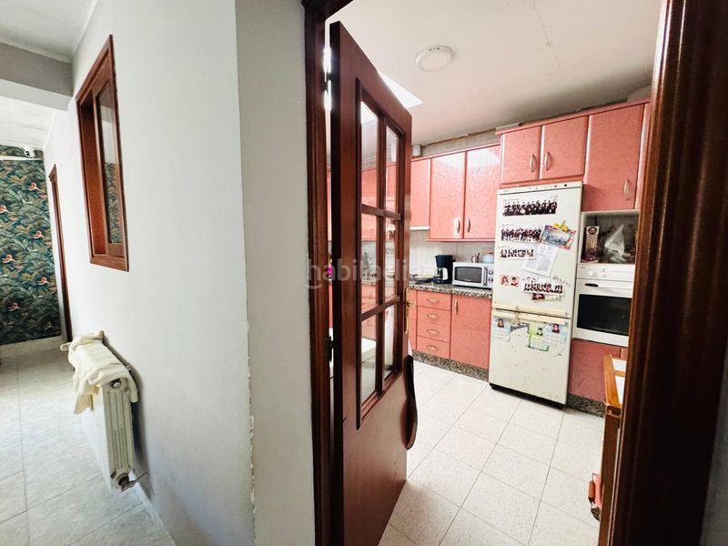 Foto f3f57c76-211b-4a53-b30c-6f2a92e897b7. Casa adosada en Este Mérida