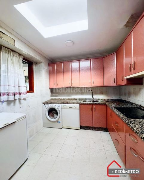 Foto 0791a9ff-6b57-4085-bd47-f5681adb5004. Casa adossada amb calefacció aparcament a Este Mérida