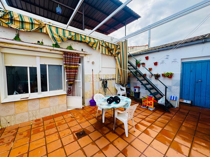 Foto 801fb015-fb7b-4b21-a24a-0c94bb6f59f4. Casa adossada amb calefacció aparcament a Este Mérida