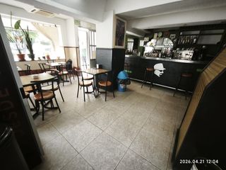 Local Comercial  Calle cristóbal colón. Local para 2 viviendas