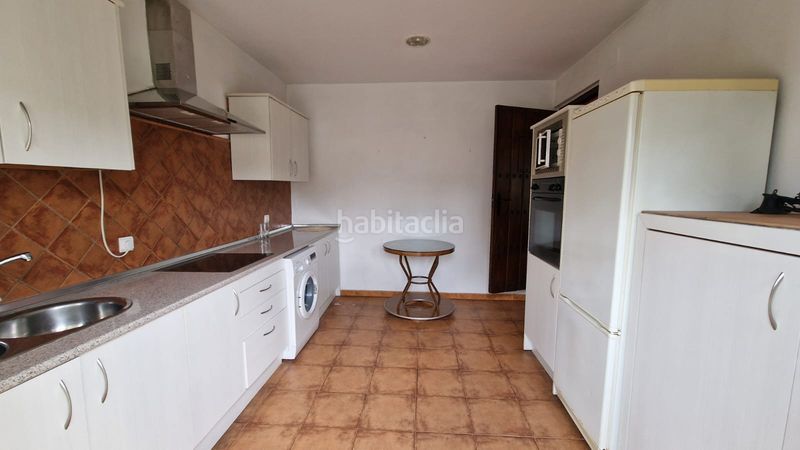 Foto d7a6f3af-f1ed-4334-8505-54e49d985a82. Casa en Trujillo