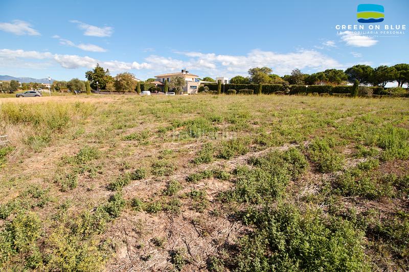 Foto c5b51e65-442d-43a3-931a-b5cfa72847d3. Terreny residencial a carrer felip l'ardit 2 a Peralada