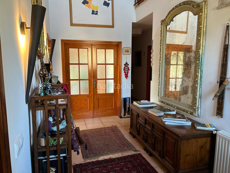 Foto 024cc5f8-22bd-476e-8b74-2814f05f6ad1. Chalet con camino parcheggio piscina in Peralada