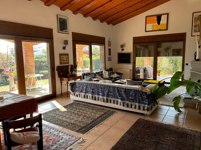 Foto 636536cb-75c7-411d-aa3f-e789e10c04c6. Chalet con camino parcheggio piscina in Peralada