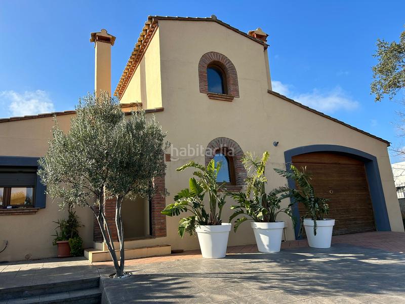 Foto c84ff995-8a43-4a9a-95a4-9d3ad2e909b5. Chalet con camino parcheggio piscina in Peralada