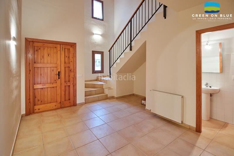 Foto 8eba9568-e122-4302-a55c-ea5f56869d96. Chalet casa en excelente condición a golf en Peralada
