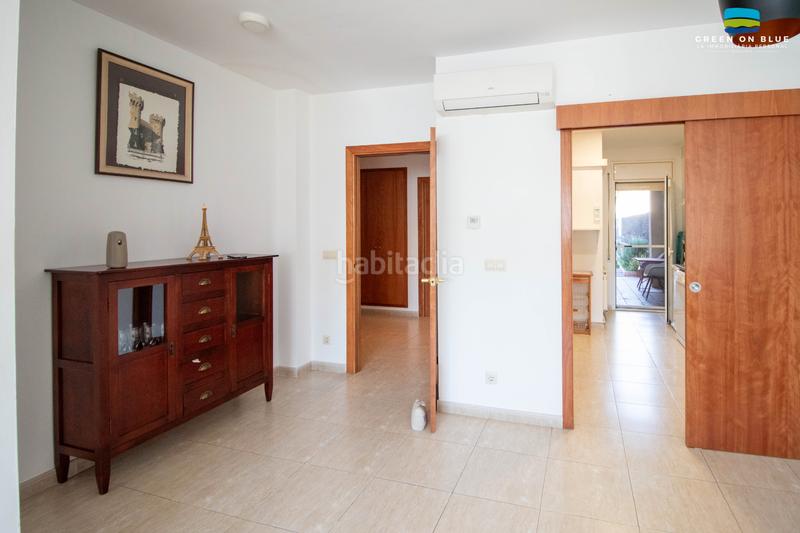 Foto 74e689a3-89f7-4d99-9a9a-87f55ce83434. Piso  de planta baja en excelente condición, con patio en Peralada