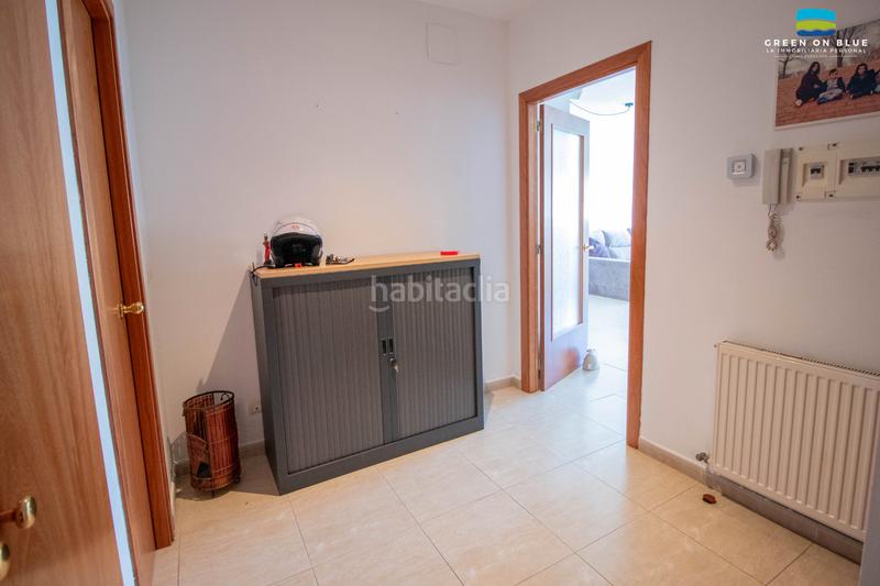 Foto ba98adb3-b4f8-4e20-9b3d-0b01fc1957c3. Piso  de planta baja en excelente condición, con patio en Peralada