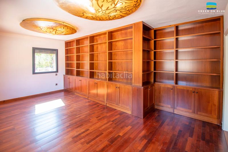 Foto 1796e219-97b7-4fb9-8ce1-643574f2ff2c. Casa con camino riscaldamento parcheggio piscina in Peralada