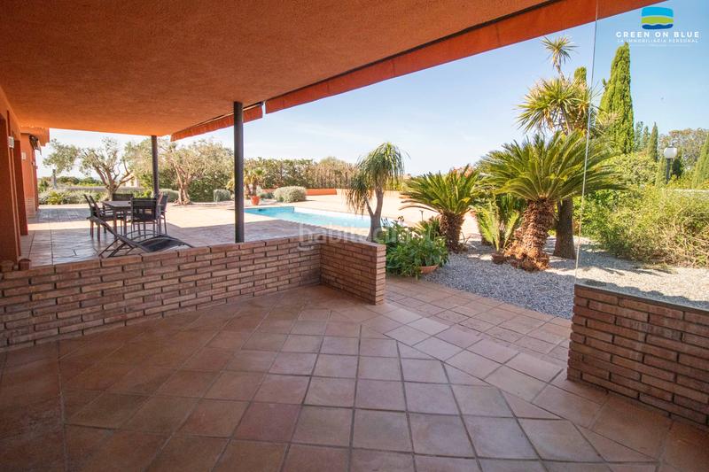 Foto 515490ee-9242-4cbe-83a6-53bd1d57cbc1. Casa con camino riscaldamento parcheggio piscina in Peralada