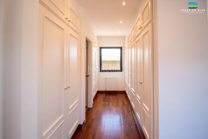 Foto 52be9125-bb23-40af-8c2d-6ba37f767d88. Casa con camino riscaldamento parcheggio piscina in Peralada