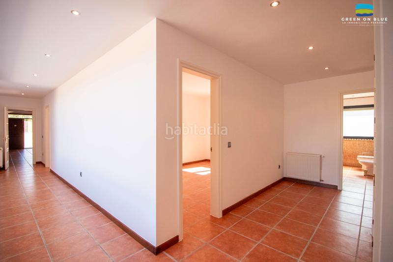 Foto 9ebbc322-1f85-40fd-9409-c747c8391c32. Casa con camino riscaldamento parcheggio piscina in Peralada