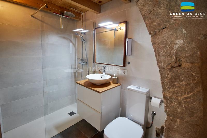 Foto af8df474-585a-4cf7-955a-0fef6ab1cbac. Casa con riscaldamento in Peralada