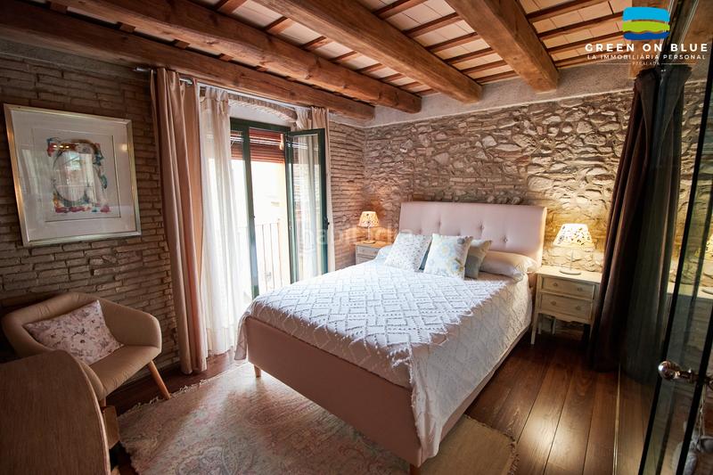 Foto d0200490-c880-4600-8c30-4d433e117a39. Casa con riscaldamento in Peralada