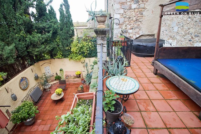 Foto 63c94f87-b95a-46e1-8888-89ee7c22c260. Casa amb xemeneia calefacció a Peralada