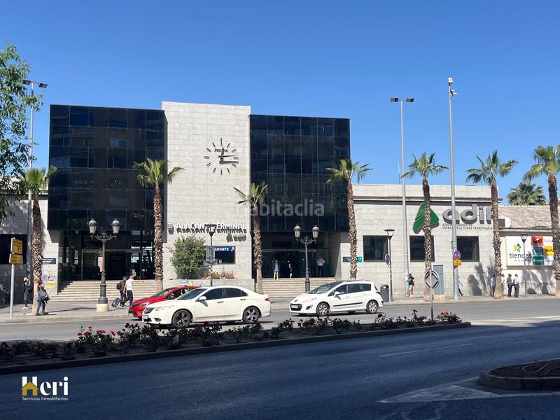 Foto 67a40b61-8105-4b50-85e3-555b03b39f07. Piso  en venta en centro, 3 dormitorios. en Ensanche-Diputación Alicante