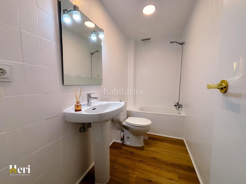 Foto 8f861e1b-00e4-412c-b079-cf4bfec950c5. Piso  en venta en centro el corte inglés, 3 dormitorios. en Alicante