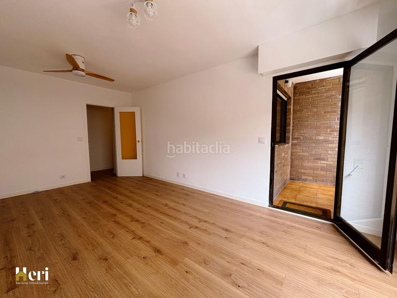 Foto e77858e7-7430-4594-b8cd-7a5e1e33727c. Piso  en venta en centro el corte inglés, 3 dormitorios. en Alicante