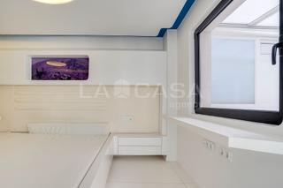 Pis  Carrer de clara campoamor. Fantástica propiedad completamente reformada, de 140m, 2 terraza