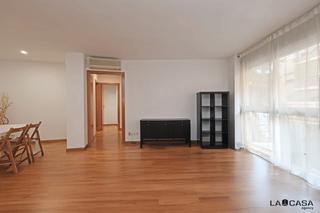 Appartement à Santa Eulàlia. Hermosa vivienda completamente reformada, lista para entrar a vi