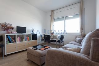 Appartement à Centre-Estació. Hermosa vivienda de 3 habitaciones, lista para entrar a vivir en