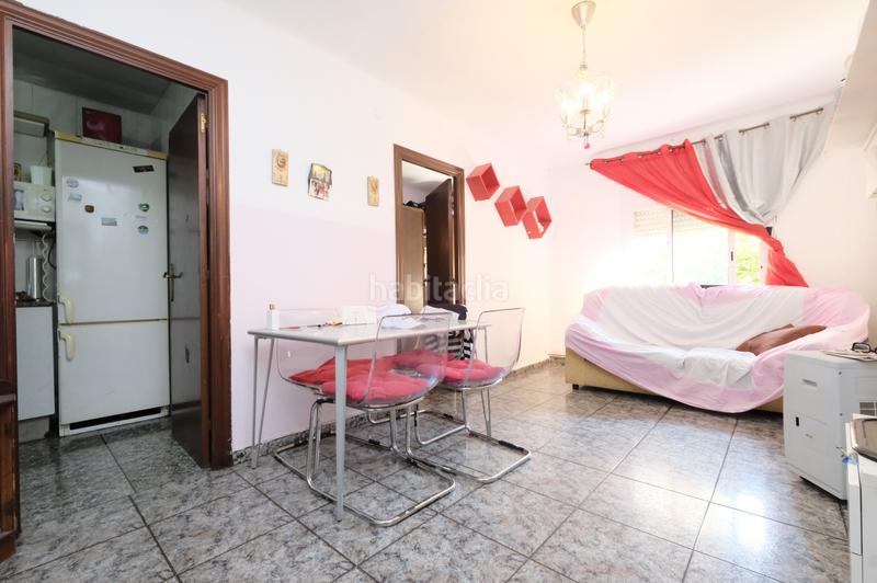 Foto 0d661d23-e387-4c78-b4af-971d7dc875ff. Piso amplia vivienda muy luminosa, de 4 habitaciones y casi 100m, en inmejorable zona !!! en Barcelona