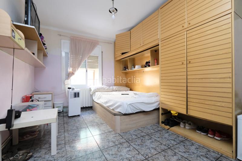 Foto 9aed9eda-855c-4f73-b203-b2443bf9d756. Piso amplia vivienda muy luminosa, de 4 habitaciones y casi 100m, en inmejorable zona !!! en Barcelona