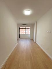Pis  Avinguda de josep tarradellas i joan. Hermosa vivienda completamente refromada a estrenar, de 3 habita