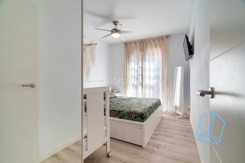 Foto 4d35ac59-0c5c-4bde-a2bc-a2f1fcf0d291. Piso hermosa propiedad de casi 90m lista para entrar a vivir, muy luminosa, de 4 habitaciones y con balcón!!! en Cornellà de Llobregat