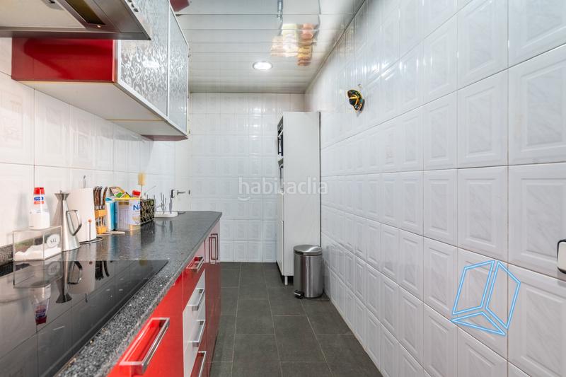 Foto c05188e1-5678-426a-bfdf-e0af924d2e67. Piso hermosa propiedad de casi 90m lista para entrar a vivir, muy luminosa, de 4 habitaciones y con balcón!!! en Cornellà de Llobregat