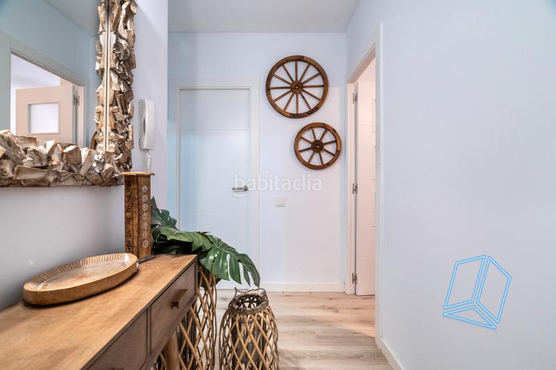 Foto d5f99958-78a1-4fb6-bd94-892ed44c8aac. Piso hermosa propiedad de casi 90m lista para entrar a vivir, muy luminosa, de 4 habitaciones y con balcón!!! en Cornellà de Llobregat