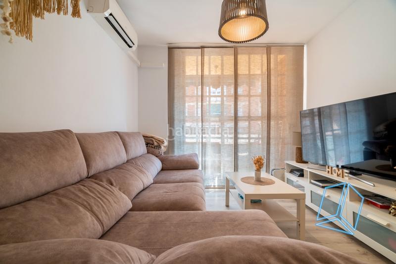 Foto f9079ea7-a8e0-44ab-9da7-b87e3f9c8c6f. Piso hermosa propiedad de casi 90m lista para entrar a vivir, muy luminosa, de 4 habitaciones y con balcón!!! en Cornellà de Llobregat