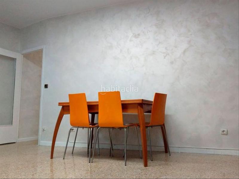 Foto 09c195cf-c9cc-4027-b2cf-81642d6f3b88. Piso hermosa propiedad en inmejorable zona , de casi 100m, 3 habitaciones, con ascensor y balcón!!! en Barcelona