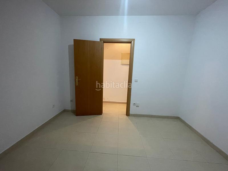 Foto 93ee81be-4400-4134-911e-dfdb174212f4. Planta baja gran oportunidad en el barrio de sant feliu, piso con terraza a pocos pasos del metro!!! en Hospitalet de Llobregat (L´)
