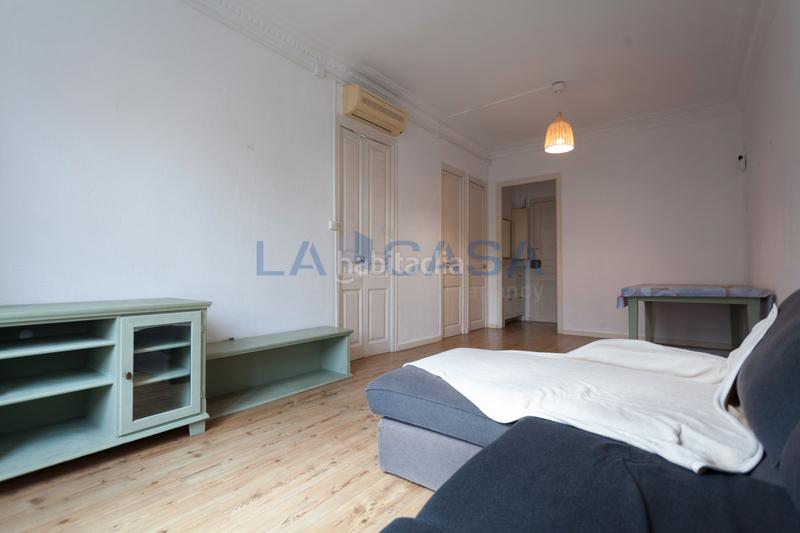 Foto 0d3a8cc3-6a4a-4aaf-b2fd-99c087cf8b97. Etagenwohnung mit heizung in Sagrada Família Barcelona