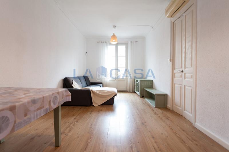 Foto 0f505ed1-acb4-44d9-8bae-e46db3700be8. Etagenwohnung mit heizung in Sagrada Família Barcelona